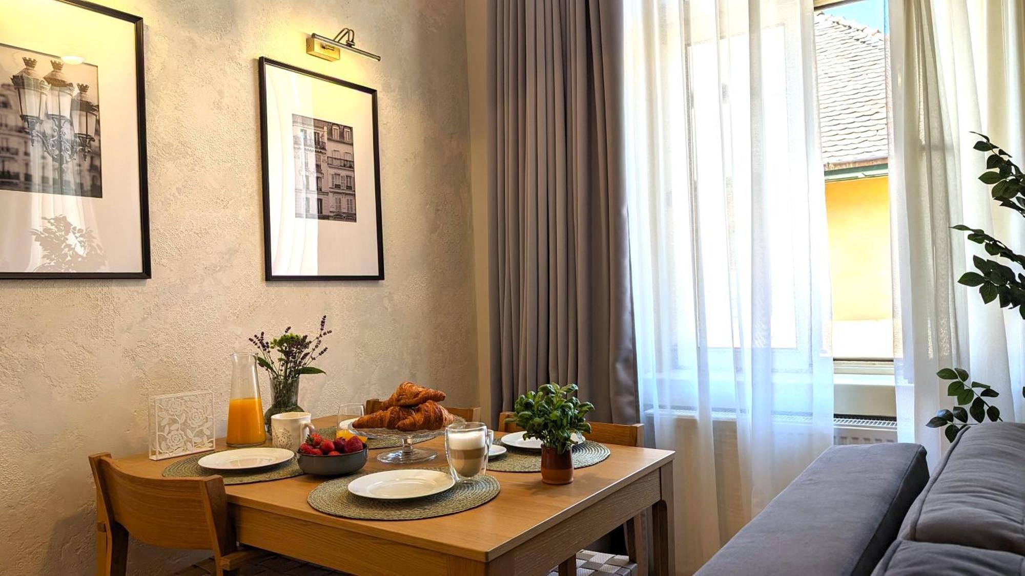 Apartment In Historic Center, Quiet Area, Ac Sibiu Exterior foto