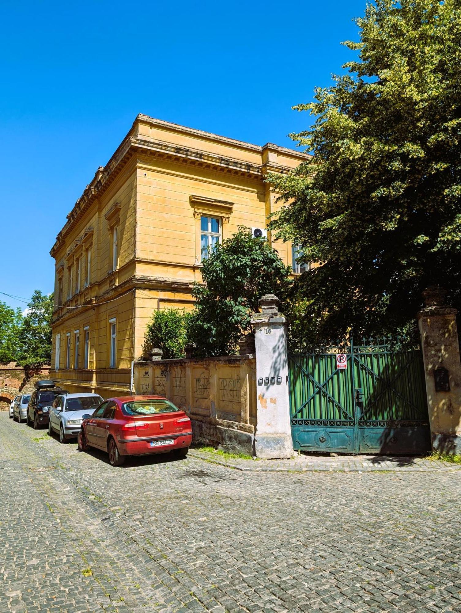 Apartment In Historic Center, Quiet Area, Ac Sibiu Exterior foto